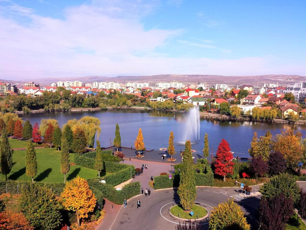 Green Villa By The Lake Клуж-Напока Екстериор снимка